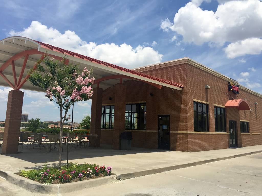 Sonic Drive-In | restaurant | 900 W. John Carpenter Frwy, Irving, TX 75039, USA | 9725500395 OR +1 972-550-0395
