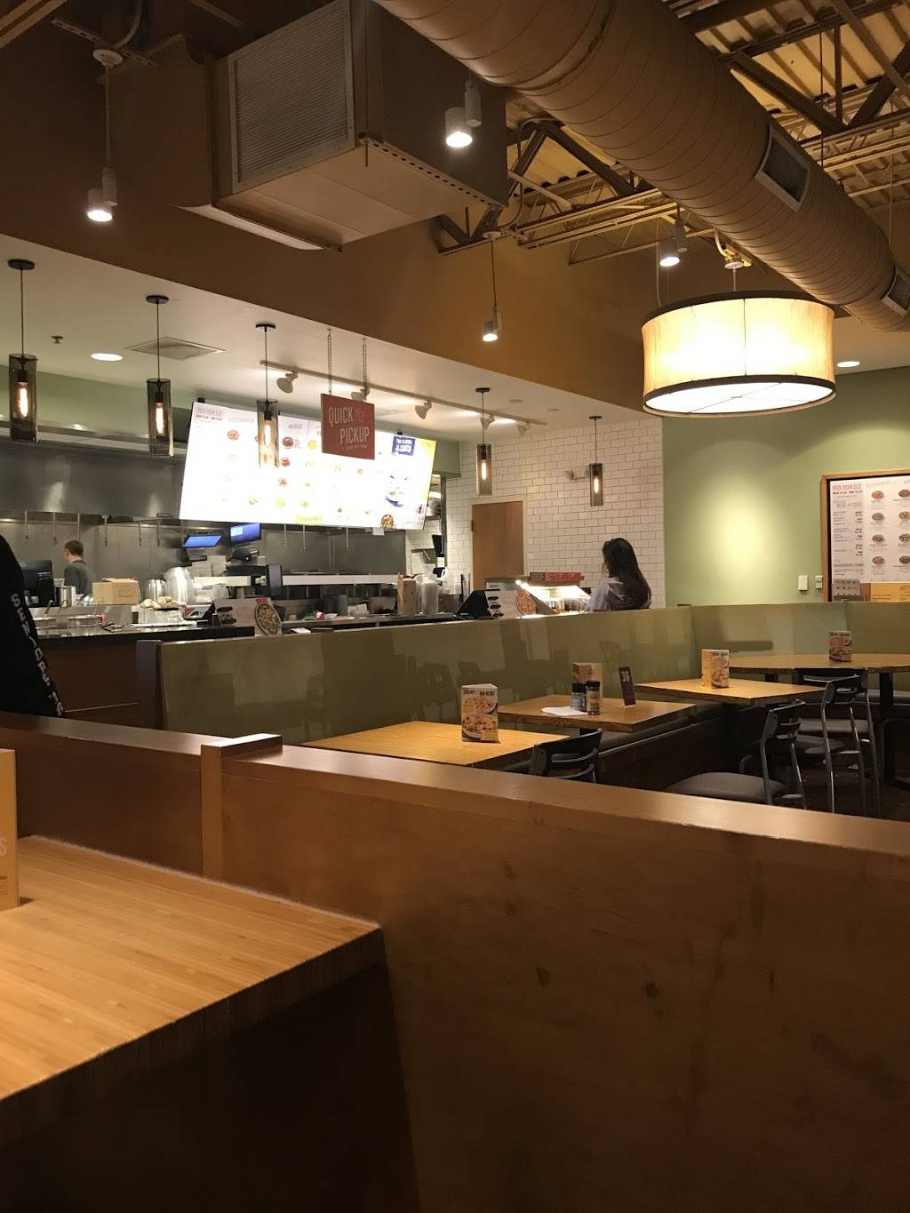 Noodles and Company | restaurant | 10942 N Port Washington Rd, Mequon, WI 53092, USA | 2622408406 OR +1 262-240-8406