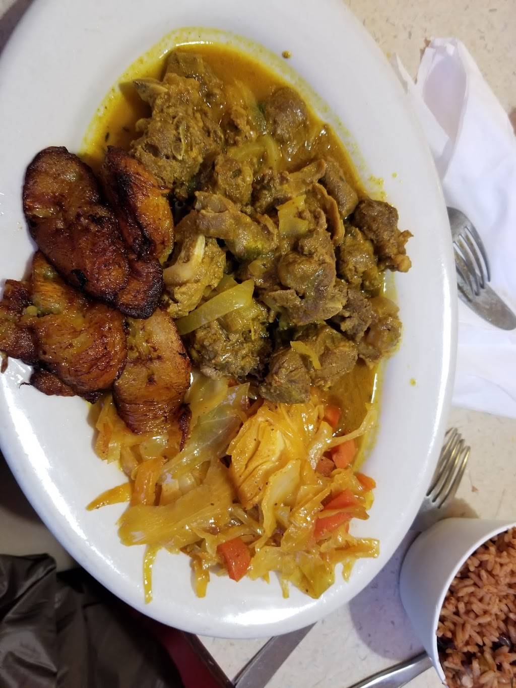 De-Jred Fine Jamaican Cuisine | restaurant | 4901 Oakton St, Skokie, IL 60077, USA | 8479834582 OR +1 847-983-4582