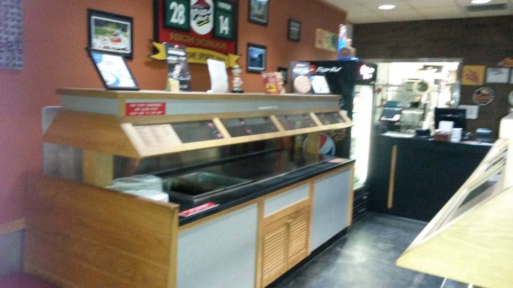 Pizza Hut | restaurant | 25 New Clyde Hwy, Canton, NC 28716, USA | 8286486780 OR +1 828-648-6780