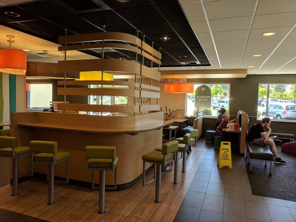 McDonalds | cafe | 1185 Arnold Dr, Martinez, CA 94553, USA | 9252290757 OR +1 925-229-0757