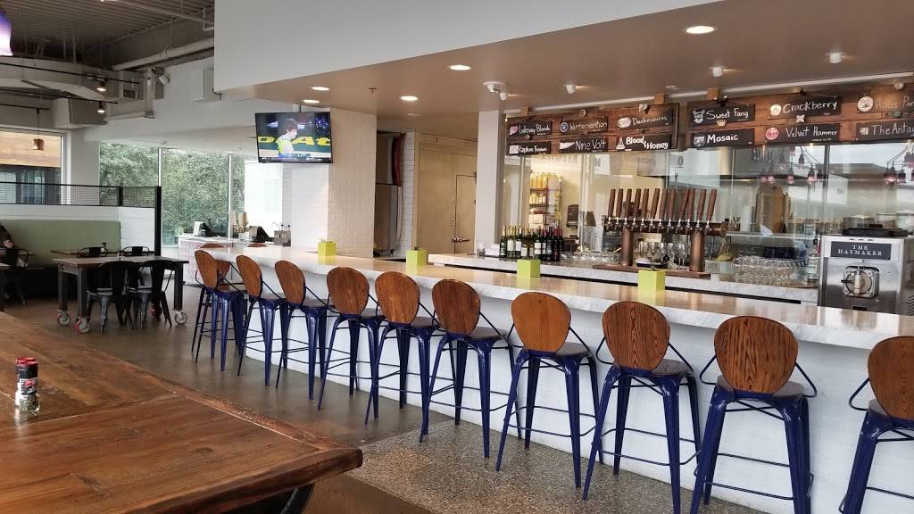 Haystack Burgers & Barley | restaurant | 3838 Oak Lawn Ave #175, Dallas, TX 75219, USA | 2143777802 OR +1 214-377-7802