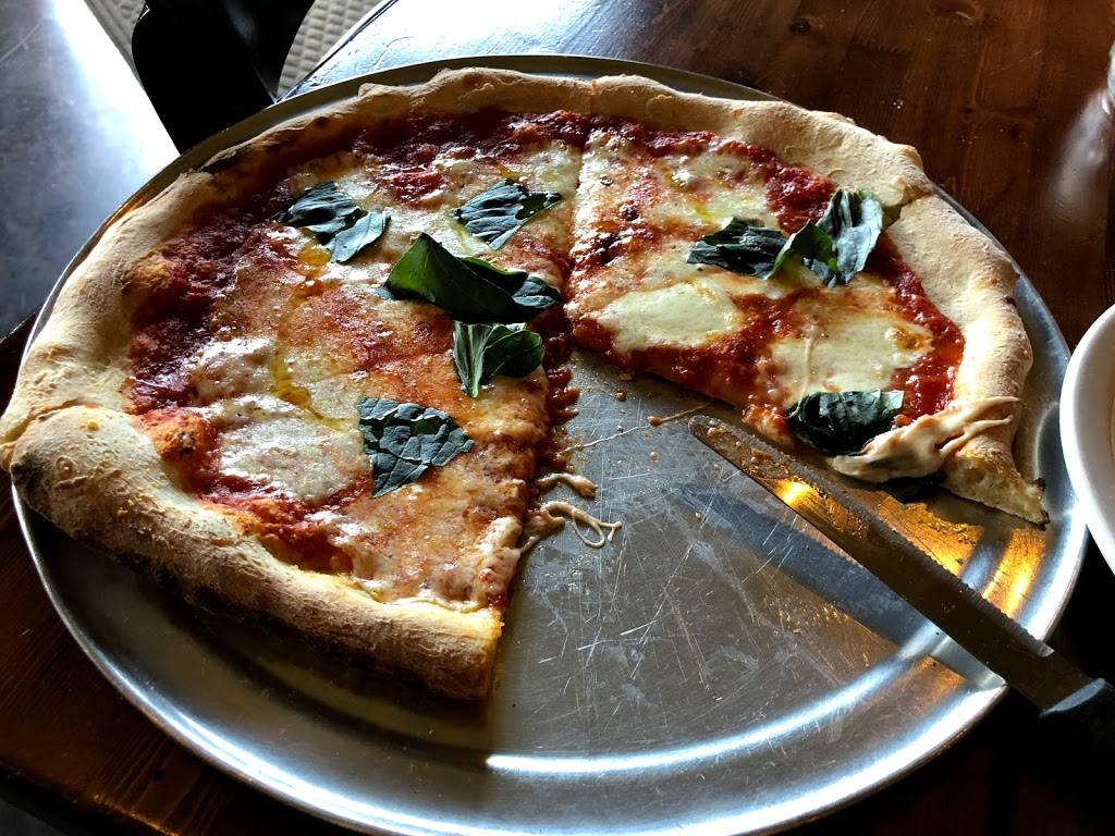 Cafe Italia | restaurant | 6705 N Mesa St, El Paso, TX 79912, USA | 9158320587 OR +1 915-832-0587