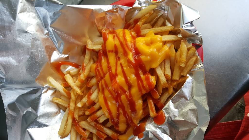 Monster Burger, Playas De Rosarito | restaurant | Emiliano Zapata 228, Predios Urbanos, Machado Sur, 22710 Rosarito, B.C., Mexico | 016611075307 OR +52 661 107 5307