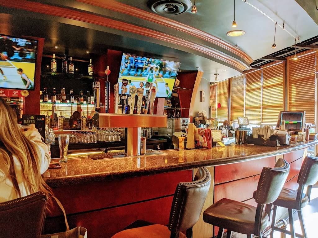 Red Robin Gourmet Burgers and Brews | restaurant | 7860 W Tropical Pkwy, Las Vegas, NV 89149, USA | 7026560096 OR +1 702-656-0096