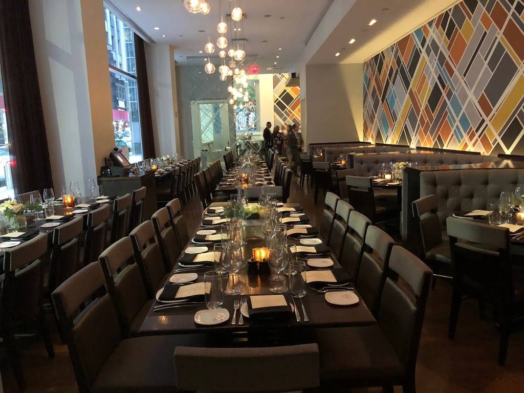 Chops Restaurant and Bar | restaurant | 1701 John F Kennedy Blvd, Philadelphia, PA 19103, USA | 2155677111 OR +1 215-567-7111