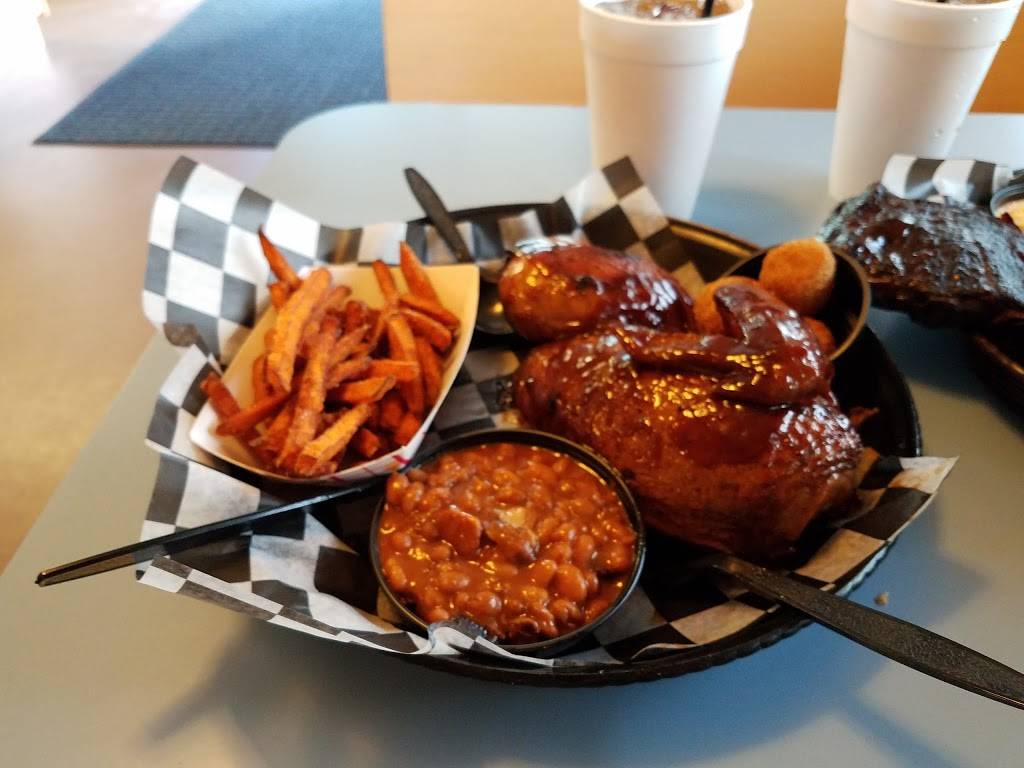 Beach bum bbq | restaurant | 9303 Buckley Hall Rd, Mathews, VA 23109, USA | 8047259996 OR +1 804-725-9996