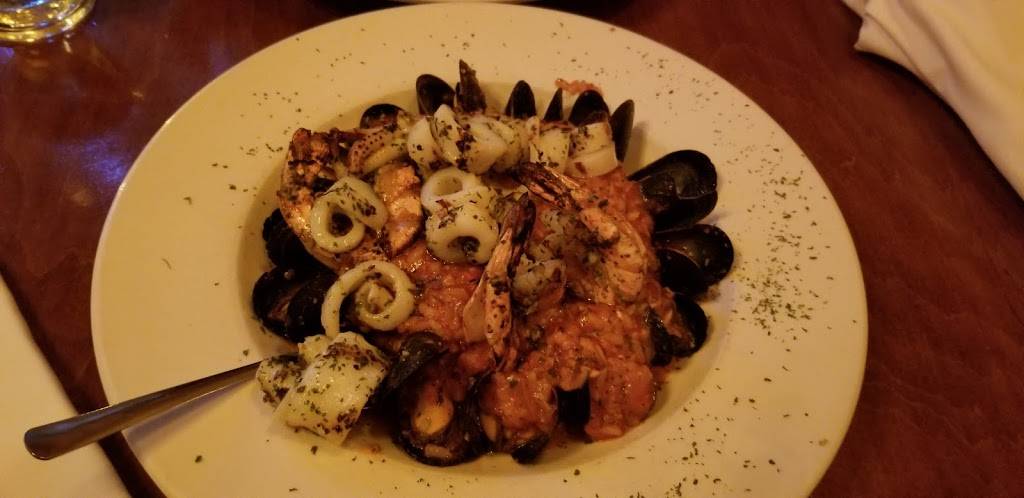 Pauls Spaghetti | restaurant | 488 Cosburn Ave, East York, ON M4J 2N5, Canada | 4164224362 OR +1 416-422-4362