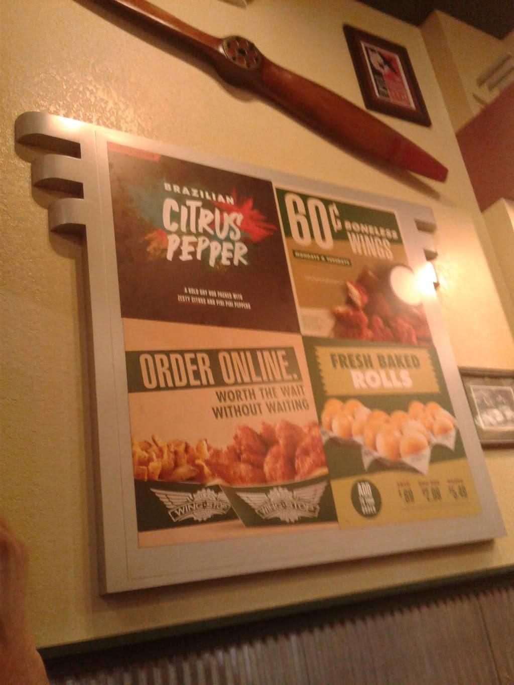 Wingstop | meal takeaway | 2836 Stelzer Rd, Columbus, OH 43219, USA | 6143379464 OR +1 614-337-9464