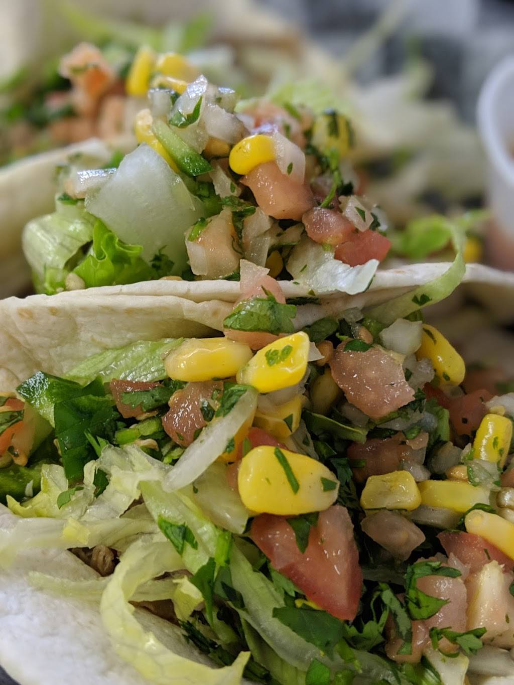 Loco Hombre | restaurant | 661 Scranton Carbondale Hwy, Archbald, PA 18403, USA | 5708761200 OR +1 570-876-1200