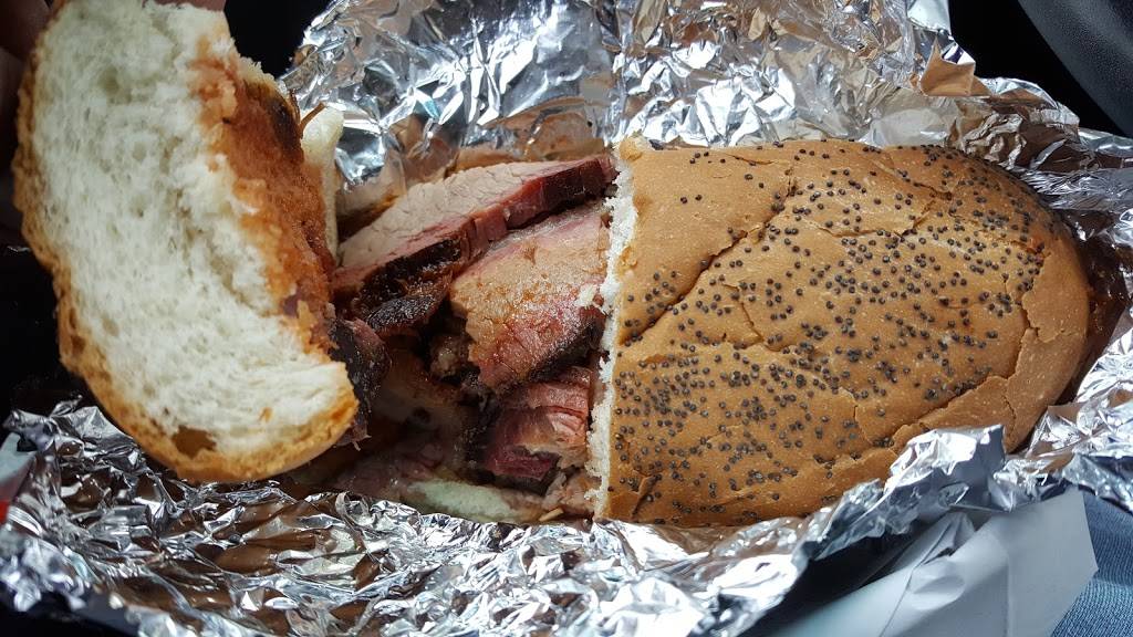 Bill Miller Bar-B-Q | restaurant | 9202 Wurzbach Rd #1043, San Antonio, TX 78240, USA | 2106927373 OR +1 210-692-7373