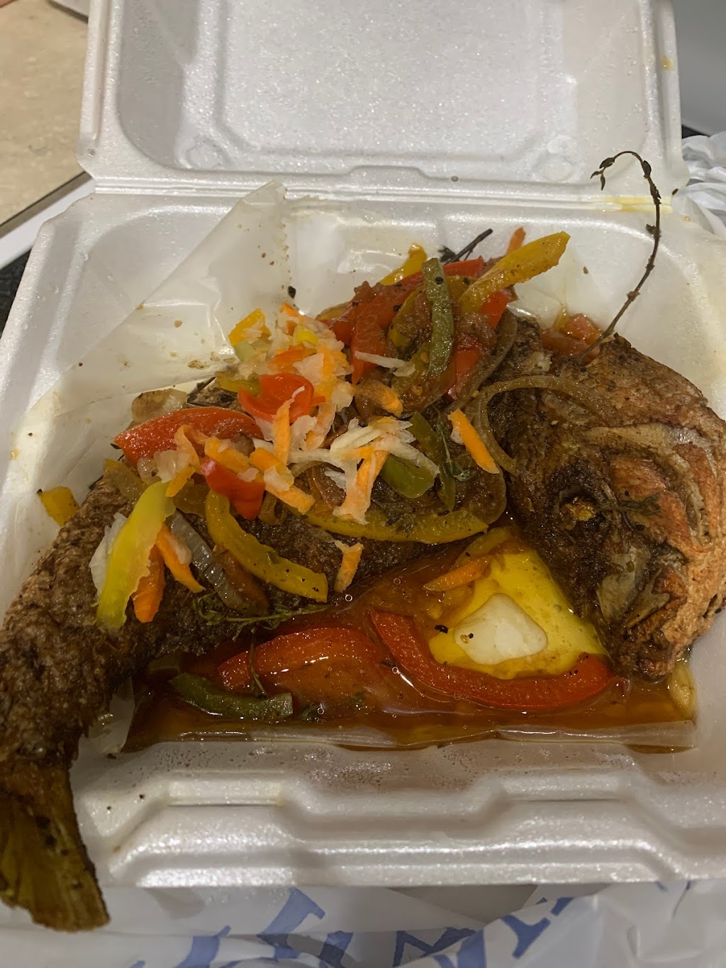 B & M Eatery | restaurant | 2154 Broadway, Fort Myers, FL 33901, USA | 2392554260 OR +1 239-255-4260