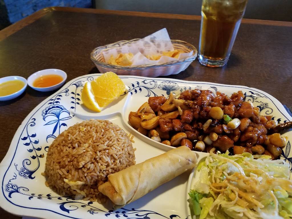 Grand Panda | restaurant | 23802 Lyons Ave, Newhall, CA 91321, USA | 6612531898 OR +1 661-253-1898