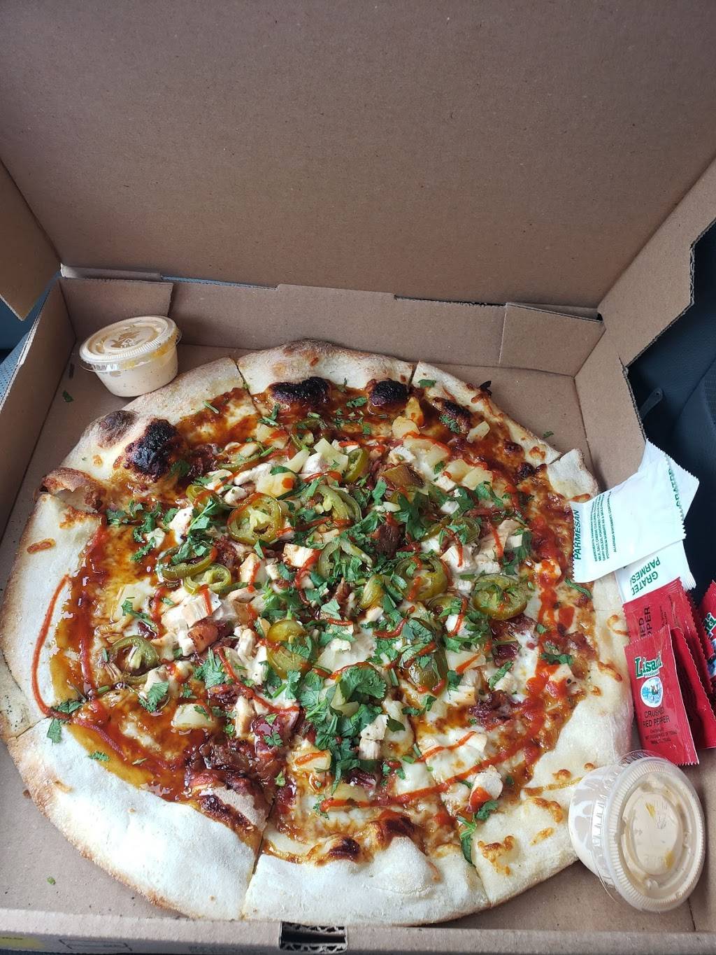 ZaLat Pizza Fitzhugh Dallas | restaurant | 2519 N Fitzhugh Ave, Dallas, TX 75204, USA | 2143709786 OR +1 214-370-9786