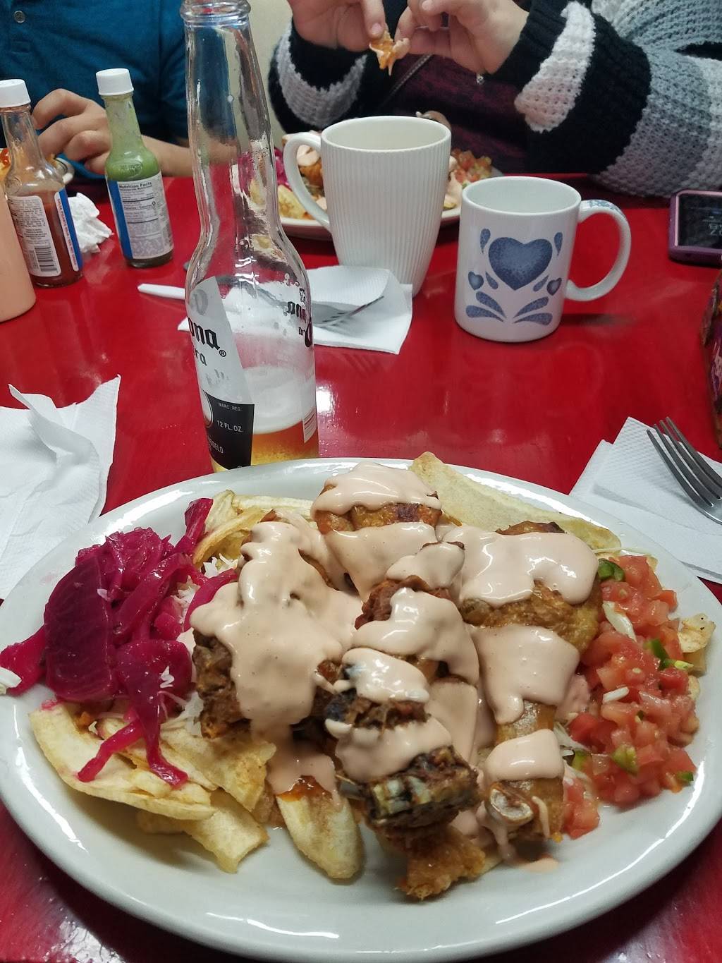 El Rincon Catracho | restaurant | 1352 Henderson Ave, Des Moines, IA 50316, USA | 5158033382 OR +1 515-803-3382