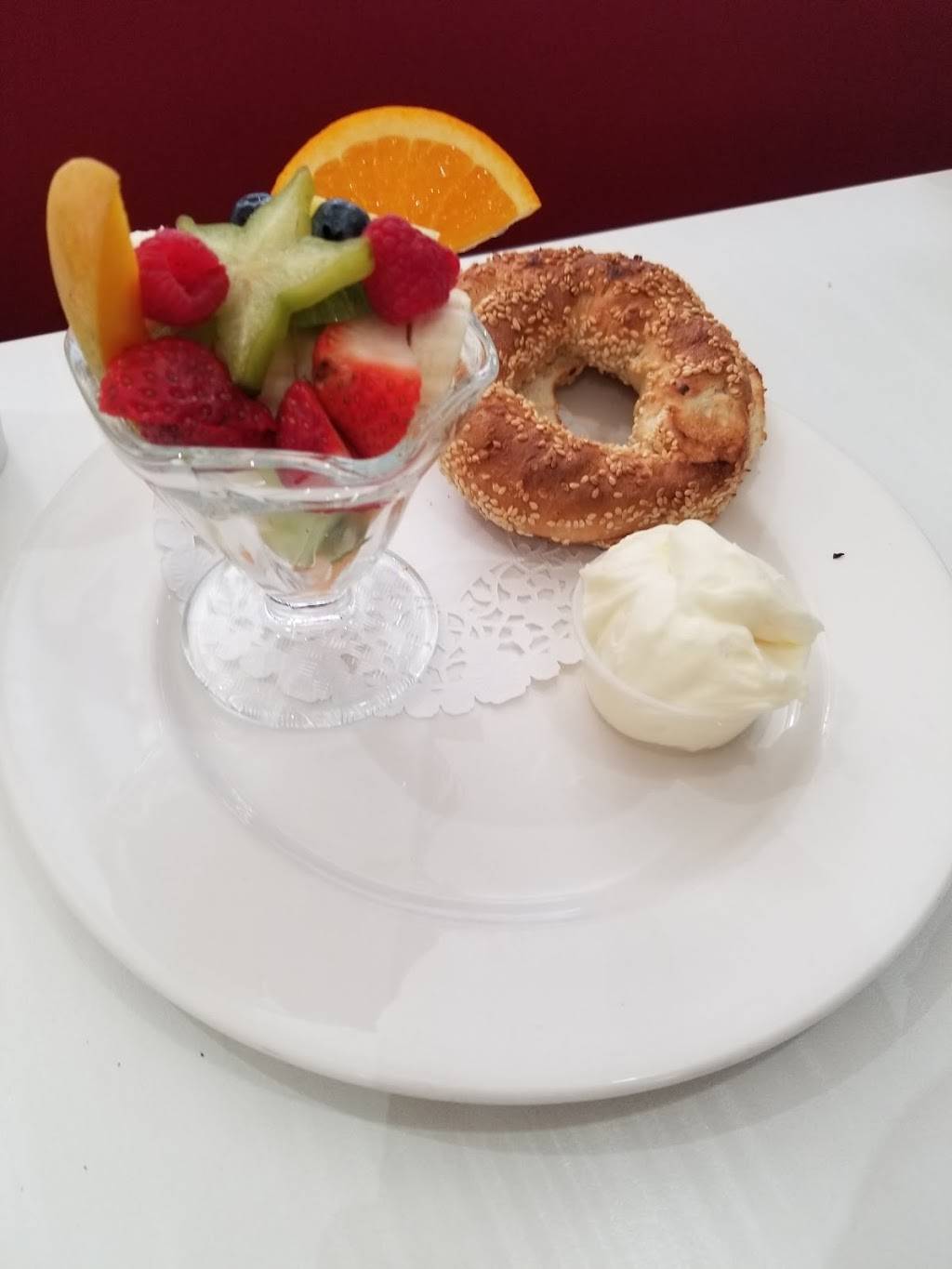 Allô! Mon Coco - Côte-des-Neiges | restaurant | 5685 Chemin de la Côte-des-Neiges, Montréal, QC H3T 1Y8, Canada | 5145084111 OR +1 514-508-4111