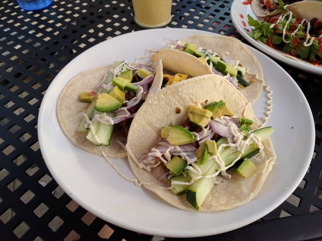 Beerline Cafe | restaurant | 2076 N Commerce St, Milwaukee, WI 53212, USA | 4142655644 OR +1 414-265-5644