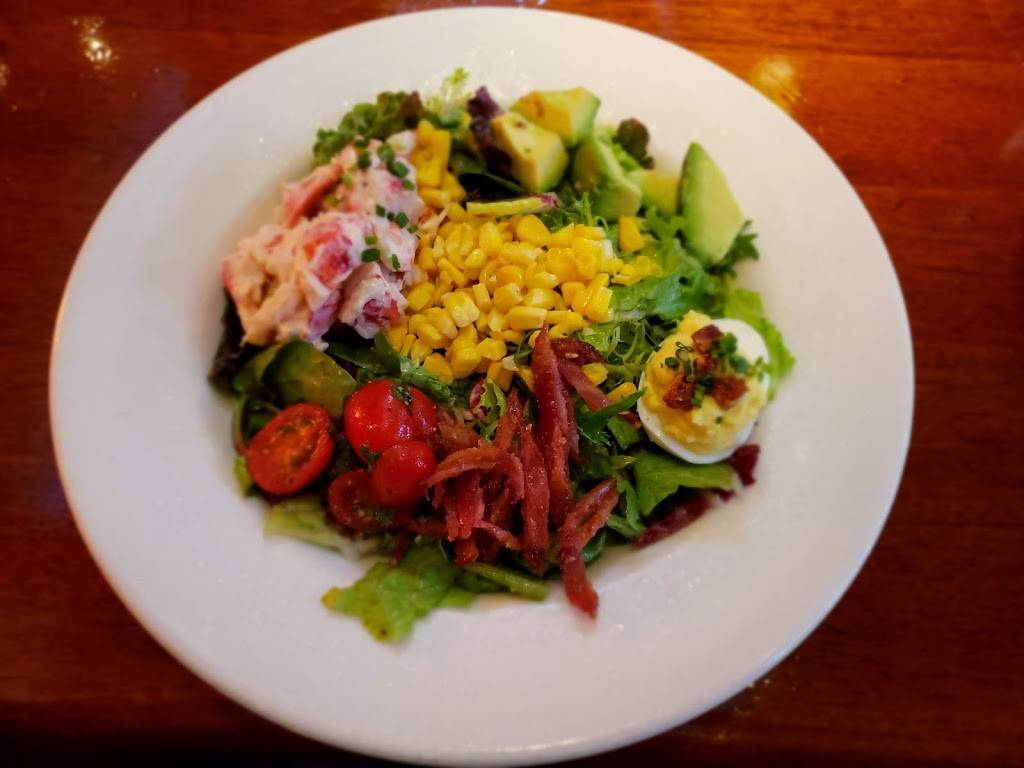 Coastal Flats | restaurant | 11901 Grand Commons Ave, Fairfax, VA 22030, USA | 5715226300 OR +1 571-522-6300