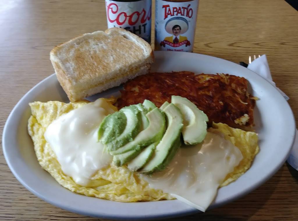 Landing Zone Cafe | restaurant | 19980 Grand Ave, Lake Elsinore, CA 92530, USA | 9516781872 OR +1 951-678-1872