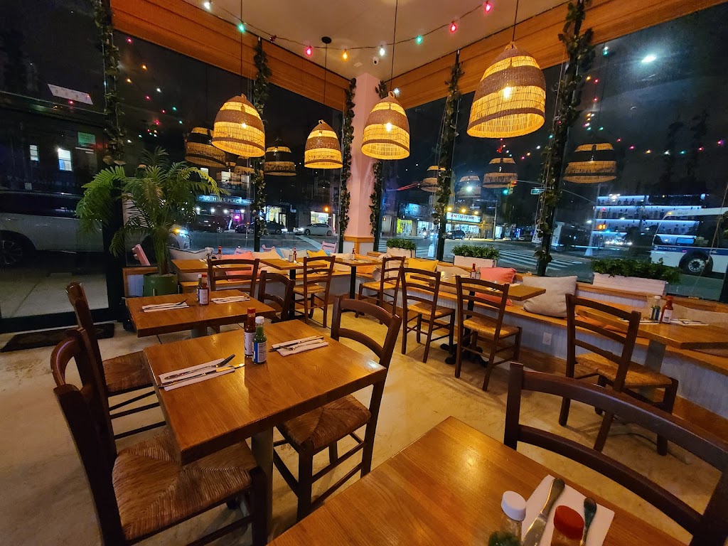 Lolas | restaurant | 2101 Flatbush Ave, Brooklyn, NY 11234, USA | 9292843675 OR +1 929-284-3675