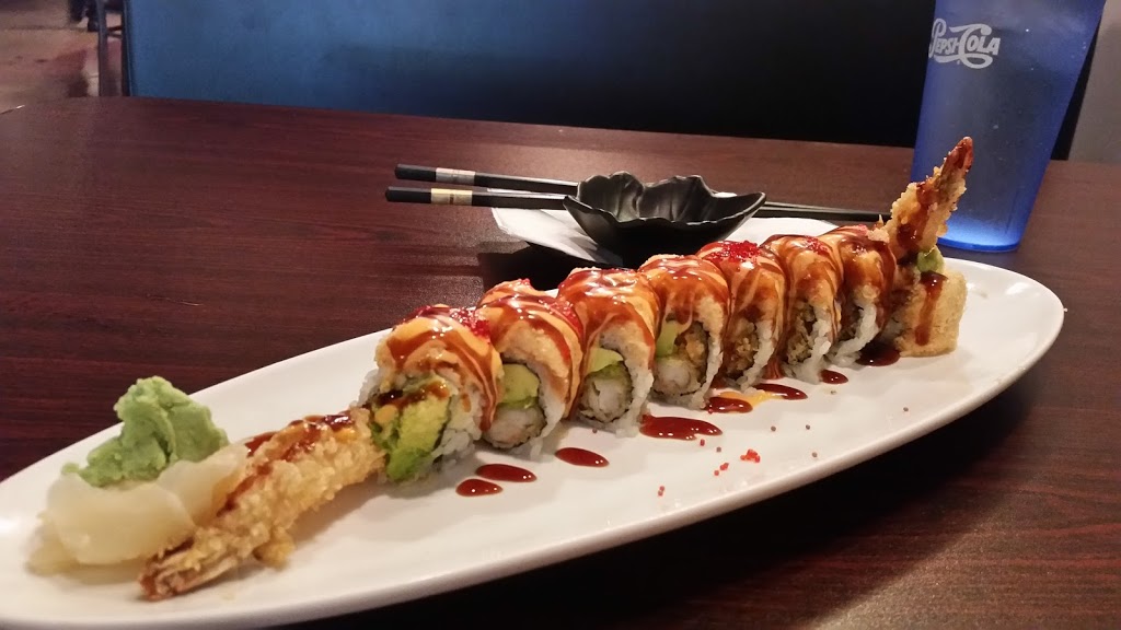 Sumo Sushi Bar & Bar | restaurant | 122 E Washington St, Iowa City, IA 52240, USA | 3195692913 OR +1 319-569-2913