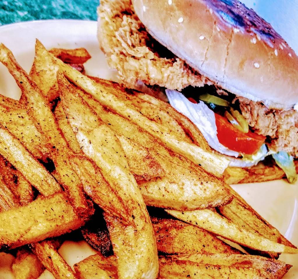 The Food Shack | restaurant | 5841 W Gulf Bank Rd, Houston, TX 77088, USA | 8323280246 OR +1 832-328-0246