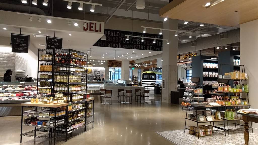 Falls City Market | restaurant | 400 S 2nd St, Louisville, KY 40202, USA | 5023136664 OR +1 502-313-6664