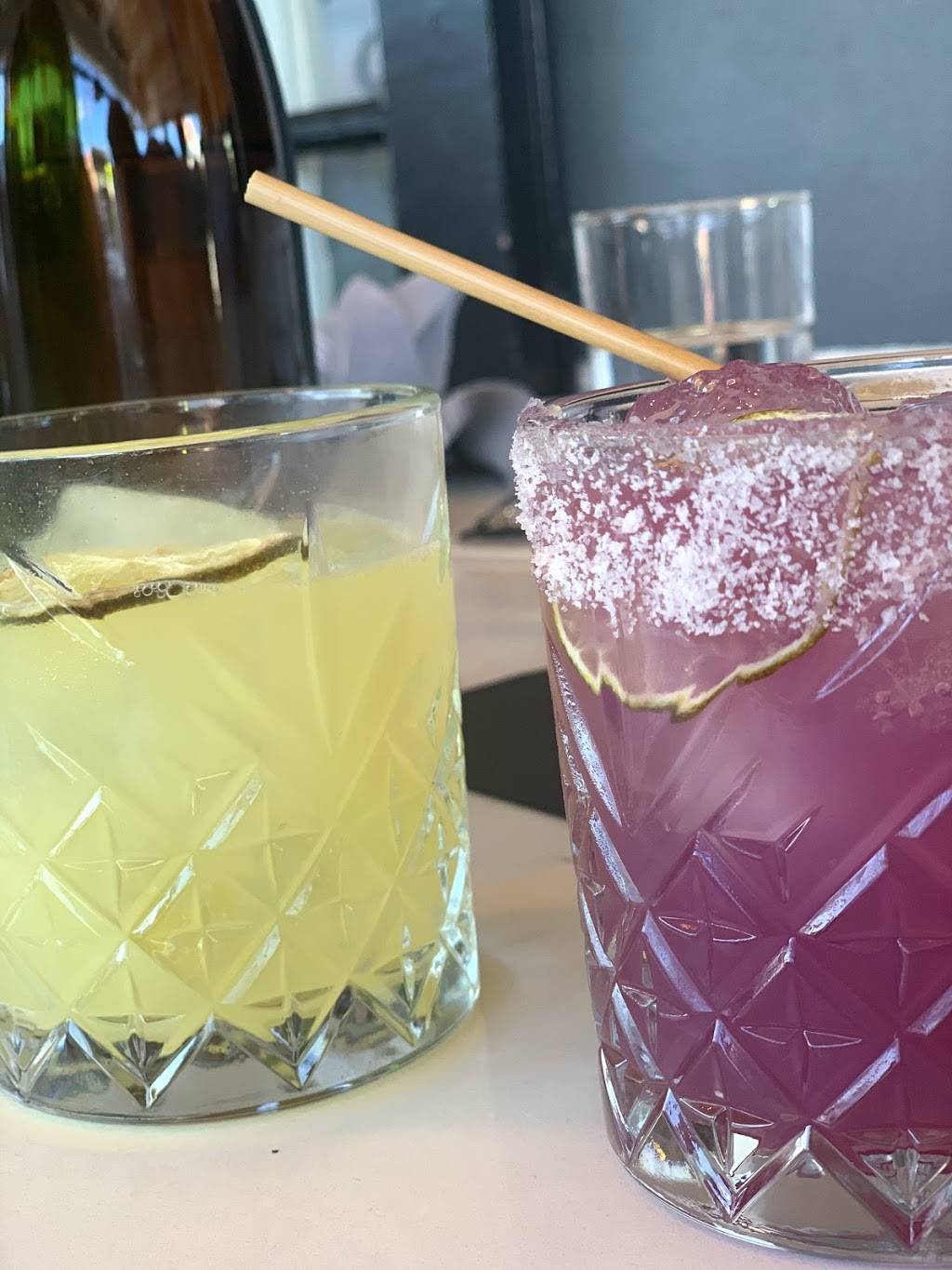 The Pier House | restaurant | 7 W Washington Blvd, Venice, CA 90291, USA | 3104391770 OR +1 310-439-1770