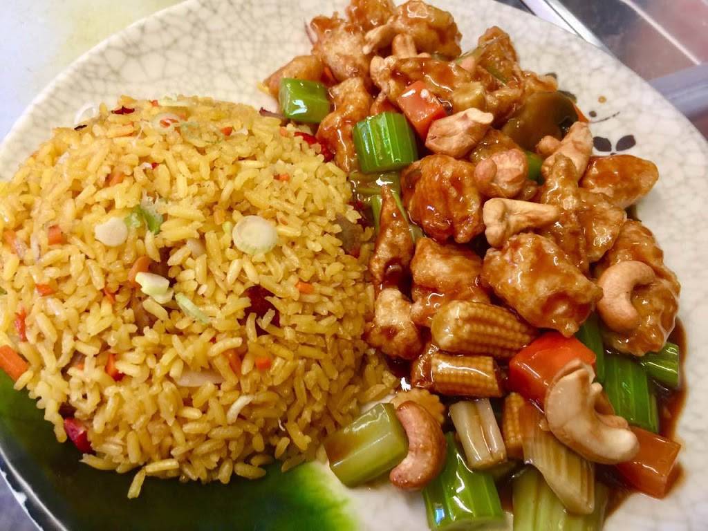 Chens Asian Grill | restaurant | 601 Colonial Trail E, Surry, VA 23883, USA | 7572943333 OR +1 757-294-3333