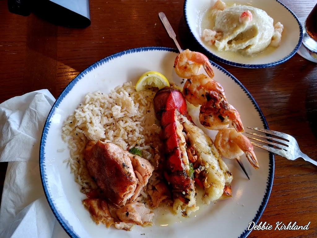 Red Lobster | restaurant | 326 Miracle Strip Pkwy SW, Fort Walton Beach, FL 32548, USA | 8506642700 OR +1 850-664-2700