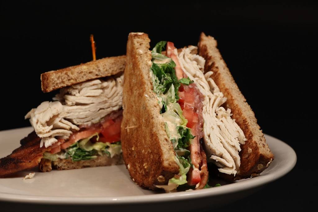 The Scrambled Diner | restaurant | 250 W 81st Ave, Dyer, IN 46311, USA | 2198653950 OR +1 219-865-3950