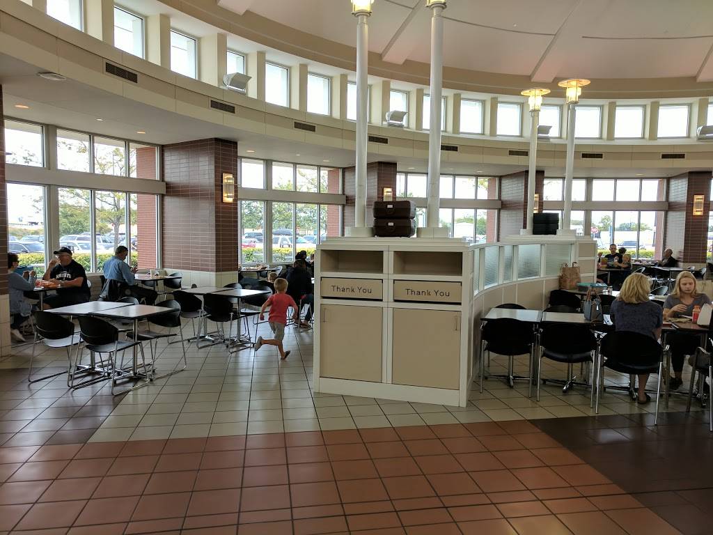 Sbarro | restaurant | 1012 Ohio Turnpike, Clyde, OH 43410, USA | 4195474409 OR +1 419-547-4409