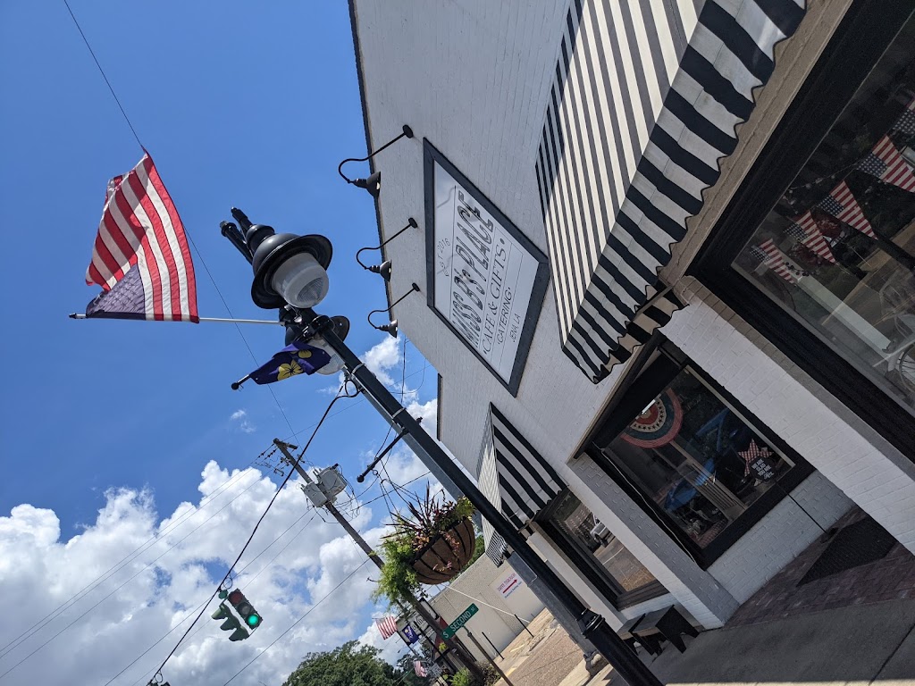 Miss Bs Place Cafe & Gifts | restaurant | 2905 Oak St, Jena, LA 71342, USA | 3189921230 OR +1 318-992-1230