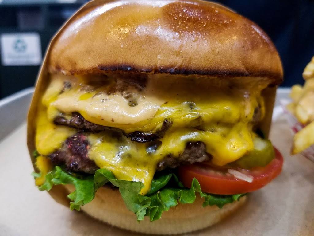 Calibur | restaurant | 68 W Portal Ave, San Francisco, CA 94127, USA | 4157424931 OR +1 415-742-4931