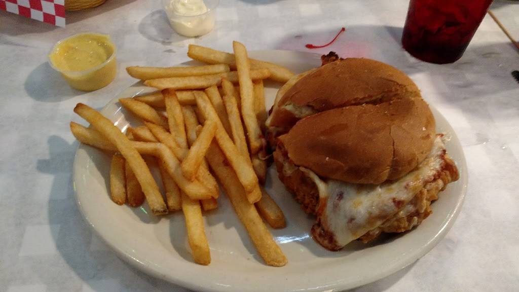 Codys Original Roadhouse | restaurant | 895 Cortez Rd W, Bradenton, FL 34207, USA | 9417276700 OR +1 941-727-6700