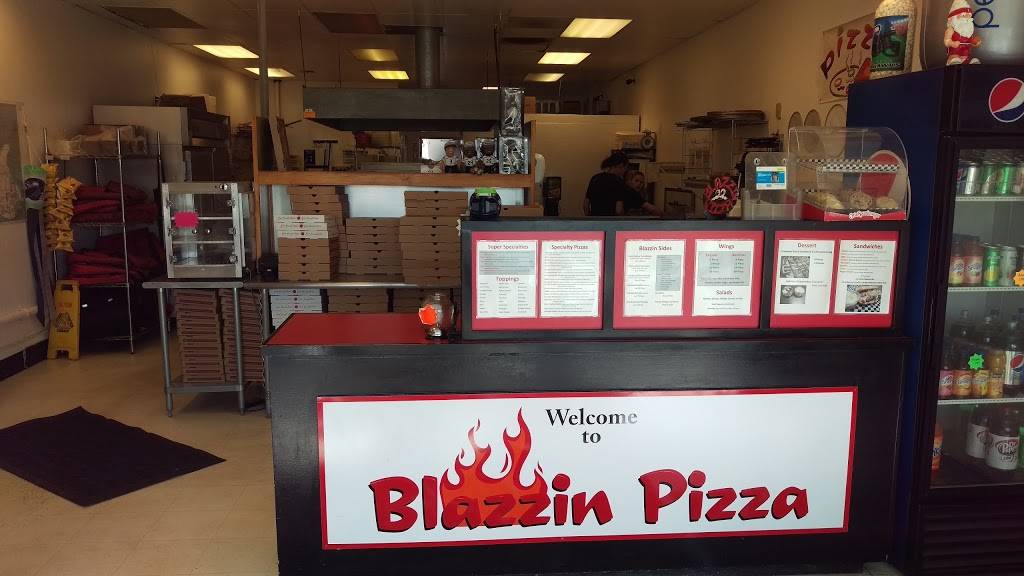 Blazzin Pizza | restaurant | 212 NE 164th Ave, Vancouver, WA 98684, USA | 3602562799 OR +1 360-256-2799
