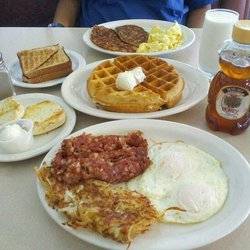 Carriage Cafe | restaurant | 2295 Tapo St, Simi Valley, CA 93063, USA | 8055777857 OR +1 805-577-7857