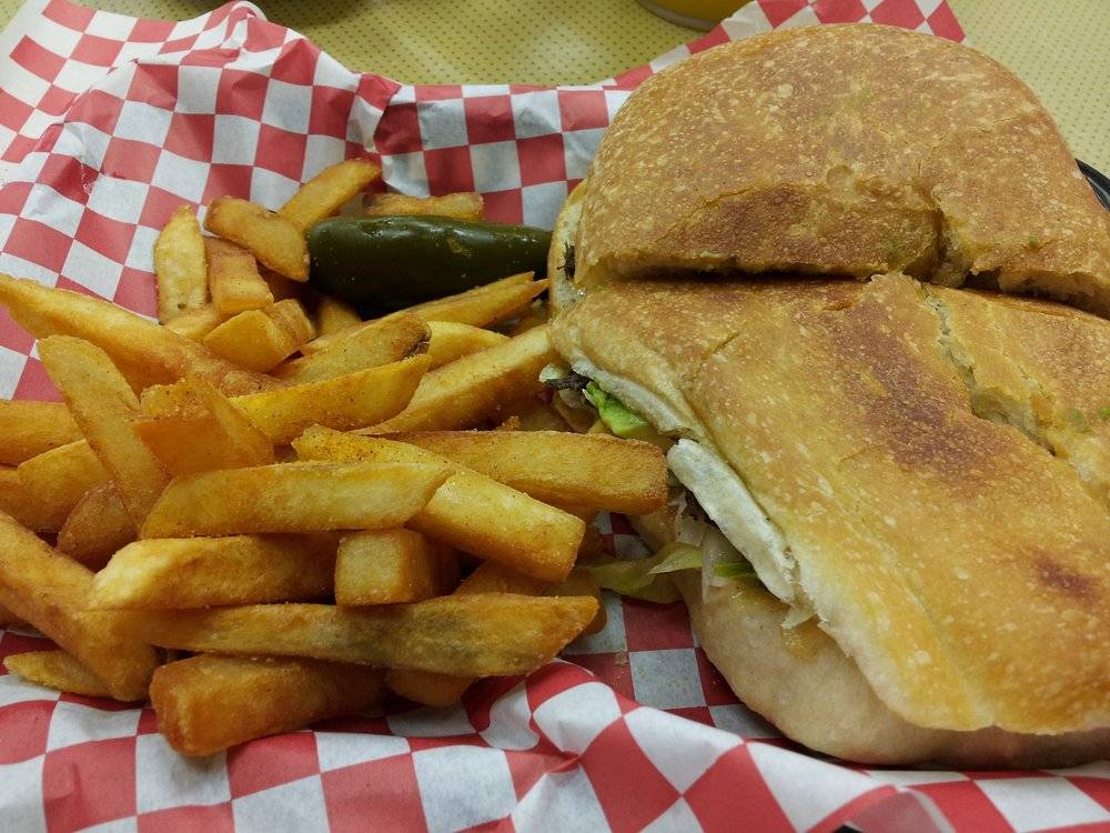 Cafe Tacuba Con Sabor Chilango | restaurant | 9434 E R L Thornton Fwy, Dallas, TX 75228, USA | 2142298090 OR +1 214-229-8090