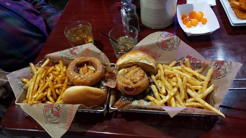 Muddy Cow - Cottage Grove | restaurant | 7350 Hardwood Ct, Cottage Grove, MN 55016, USA | 6513935678 OR +1 651-393-5678