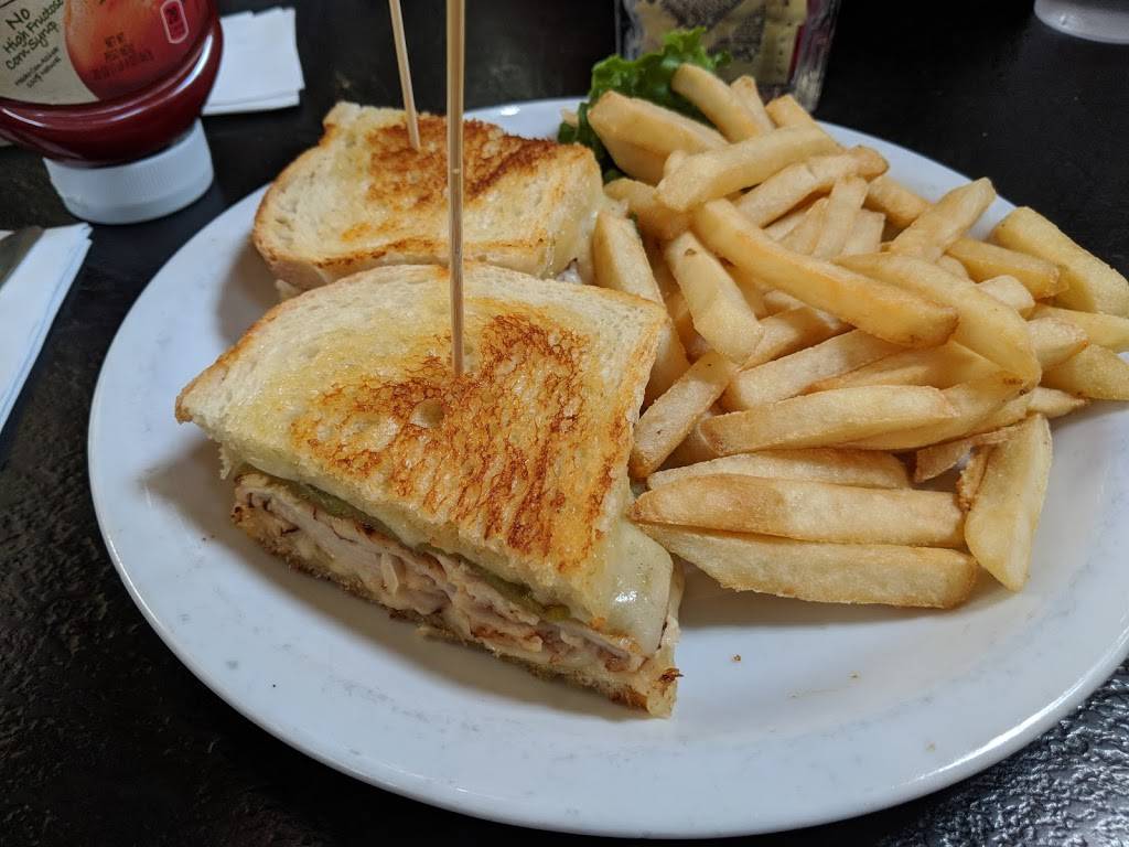 Lilis | restaurant | 2325 Kietzke Ln, Reno, NV 89502, USA | 7758267777 OR +1 775-826-7777