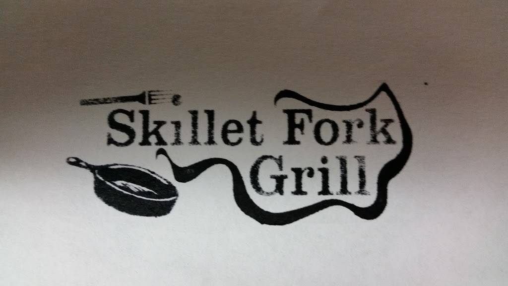 Skillet Fork Grill | restaurant | CHECK 13 & 1730N,, Xenia, IL 62899, USA | 6188354141 OR +1 618-835-4141