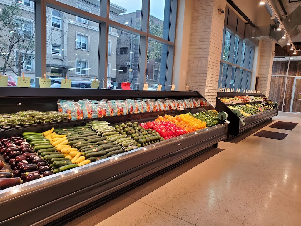 XMarket Food Hall | restaurant | 804 W Montrose Ave, Chicago, IL 60613, USA | 7737399114 OR +1 773-739-9114