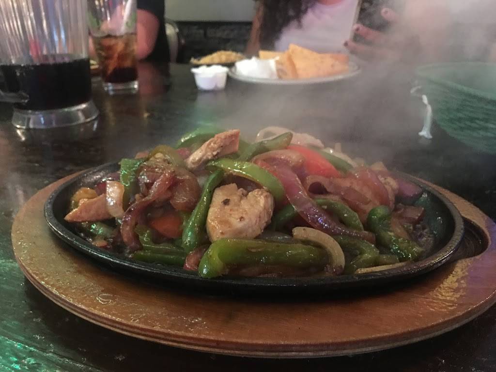 Lunas Cactus Cafe | restaurant | 36666 W Bluewater Run, Selbyville, DE 19975, USA | 3024364492 OR +1 302-436-4492