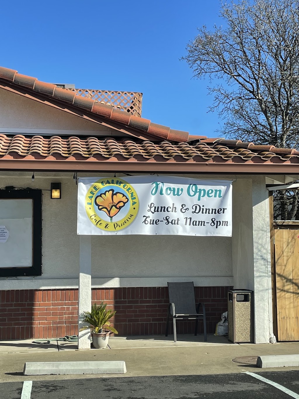 Lake California Cafe & Pizzeria | restaurant | 19632 Lake California Dr, Cottonwood, CA 96022, USA | 5303482045 OR +1 530-348-2045