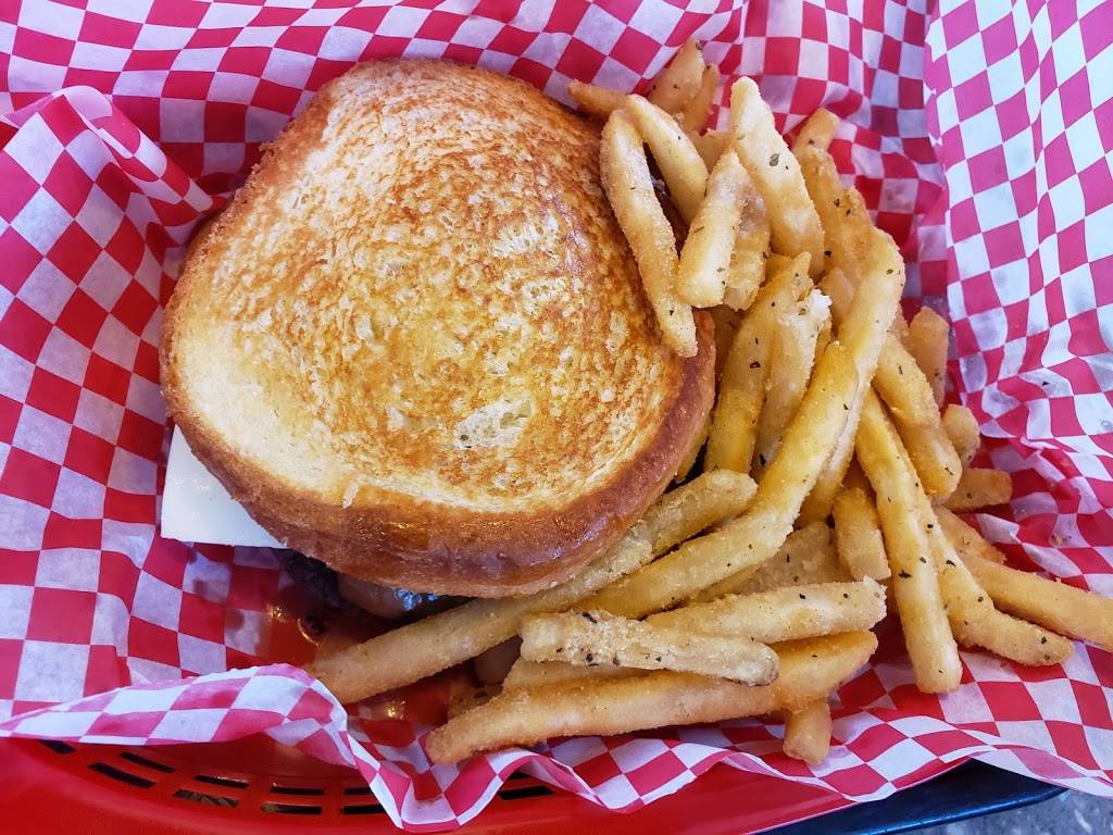 Spangles | restaurant | 612 N Tyler Rd, Wichita, KS 67212, USA | 3167211769 OR +1 316-721-1769