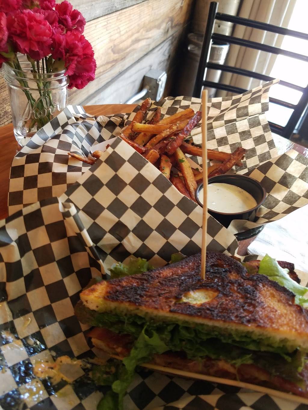 Cast Iron Trading Co. | restaurant | 114 N San Joaquin St, Stockton, CA 95202, USA | 2092278585 OR +1 209-227-8585