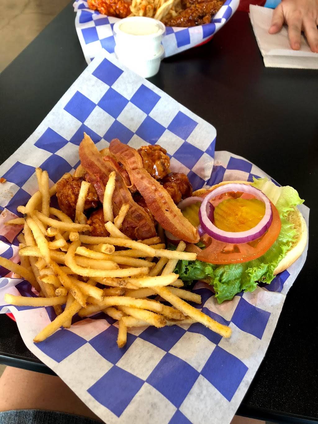 The Chicken Shack | restaurant | 9739 N Sam Houston Pkwy E #200, Humble, TX 77396, USA | 8329951455 OR +1 832-995-1455