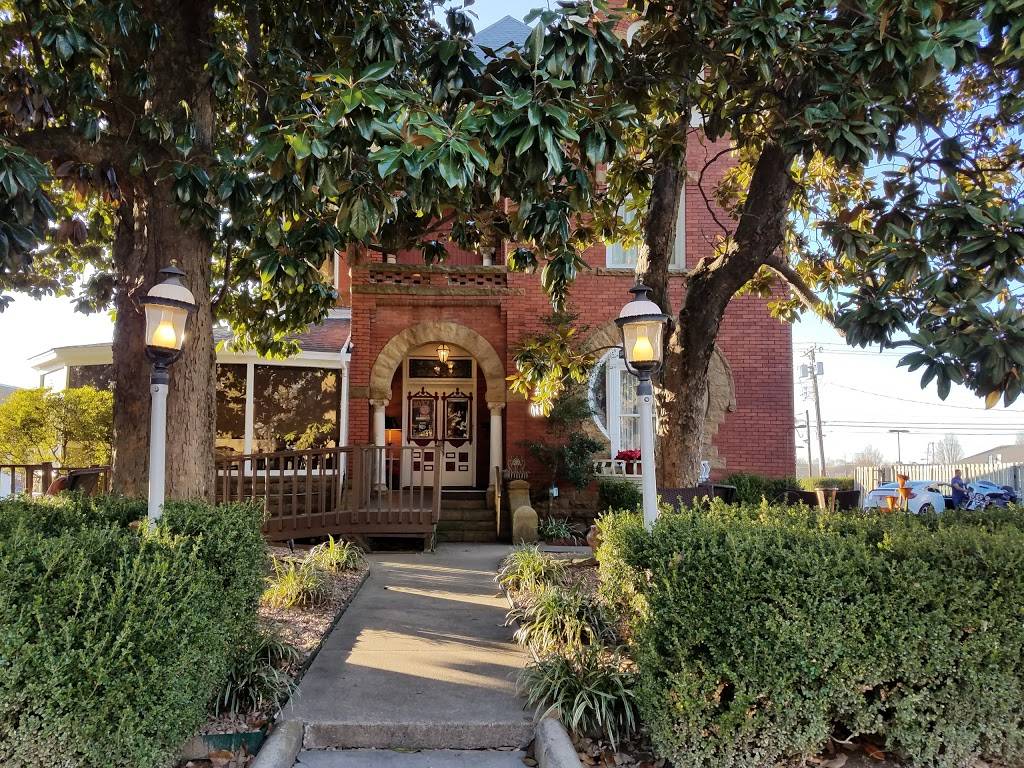 Taliano’s Italian Restaurant | restaurant | 201 N 14th St, Fort Smith, AR 72901, USA | 4797852292 OR +1 479-785-2292