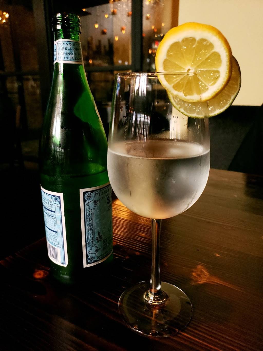 Hearsay on the Strand | restaurant | 2410 Strand St, Galveston, TX 77550, USA | 4097655604 OR +1 409-765-5604