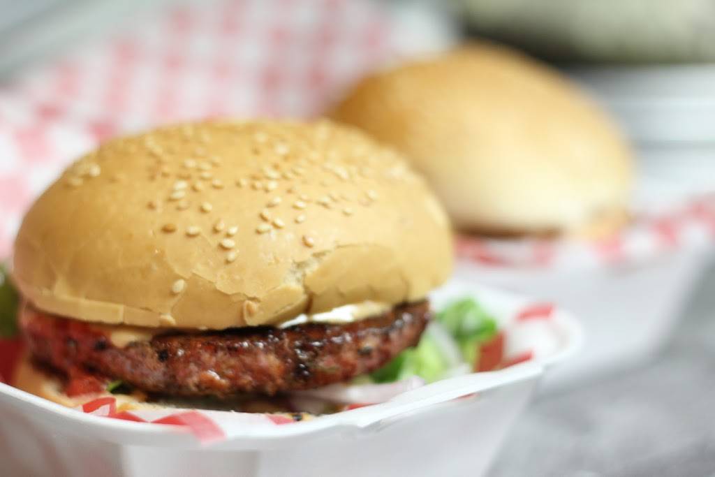 Maimana Whitby | restaurant | 701 Rossland Rd E, Whitby, ON L1N 9K3, Canada | 9052338797 OR +1 905-233-8797